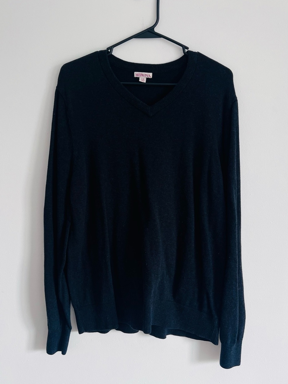 Merona Black V-Neck Long Sleeve Sweater